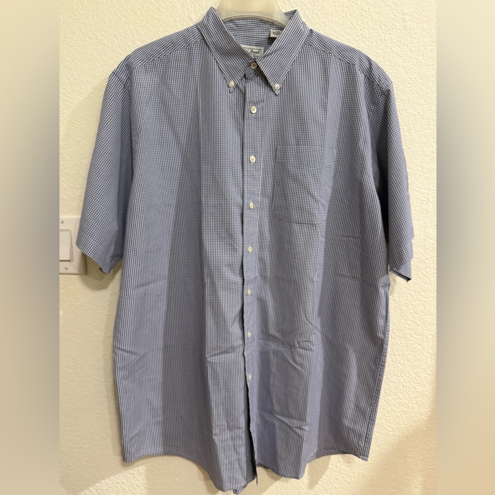 L.L. Bean Men's Blue check Button Down short sleeve shirt